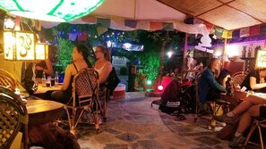 Restaurant - Hotel The Mint Garden (Pokhara)