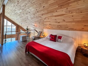 3 chambres, bureau, accès au Wi-Fi (inclus), literie fournie