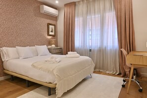 3 chambres, bureau, fer et planche à repasser, Wi-Fi gratuit