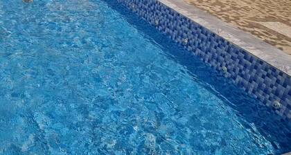 Résidence Schilo - Appartement Exclusif Climatisé 2 Chambres Avec Piscine