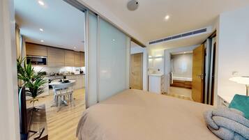 1 bedroom, iron/ironing board, WiFi, bed sheets
