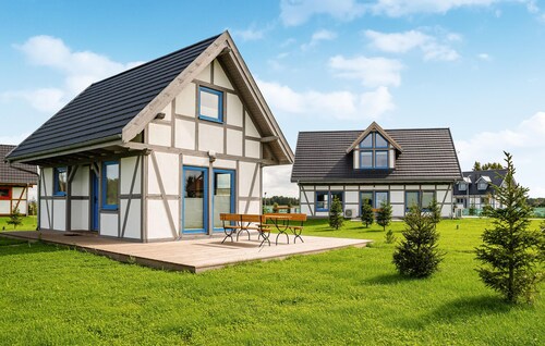 2 bedroom amazing home in Rowy