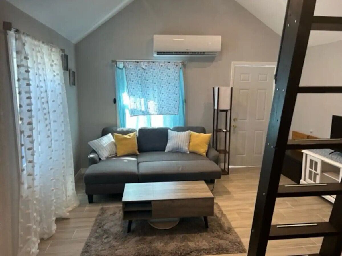 Unique North Kenwood Loft in St Pete