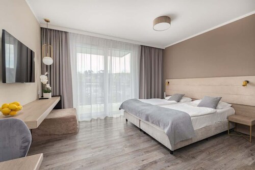 Bel Mare E339 | Modern Studio | Parking