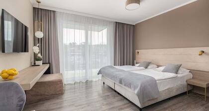 Bel Mare E339 | Modern Studio | Parking