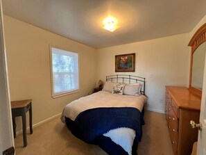 3 bedrooms, Internet, bed sheets