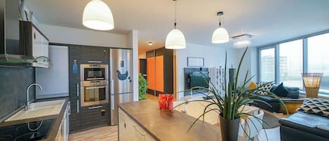 Slavic Spacious Apartment by CHORS | Private kitchen | Full-size fridge, microwave, oven, stovetop