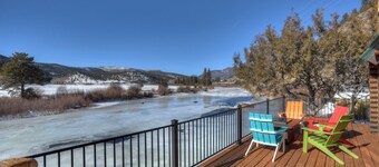 New Listing! Cozy Cabin - 1,000 feet Rio Grande River Access/Fish/Golf/Ski