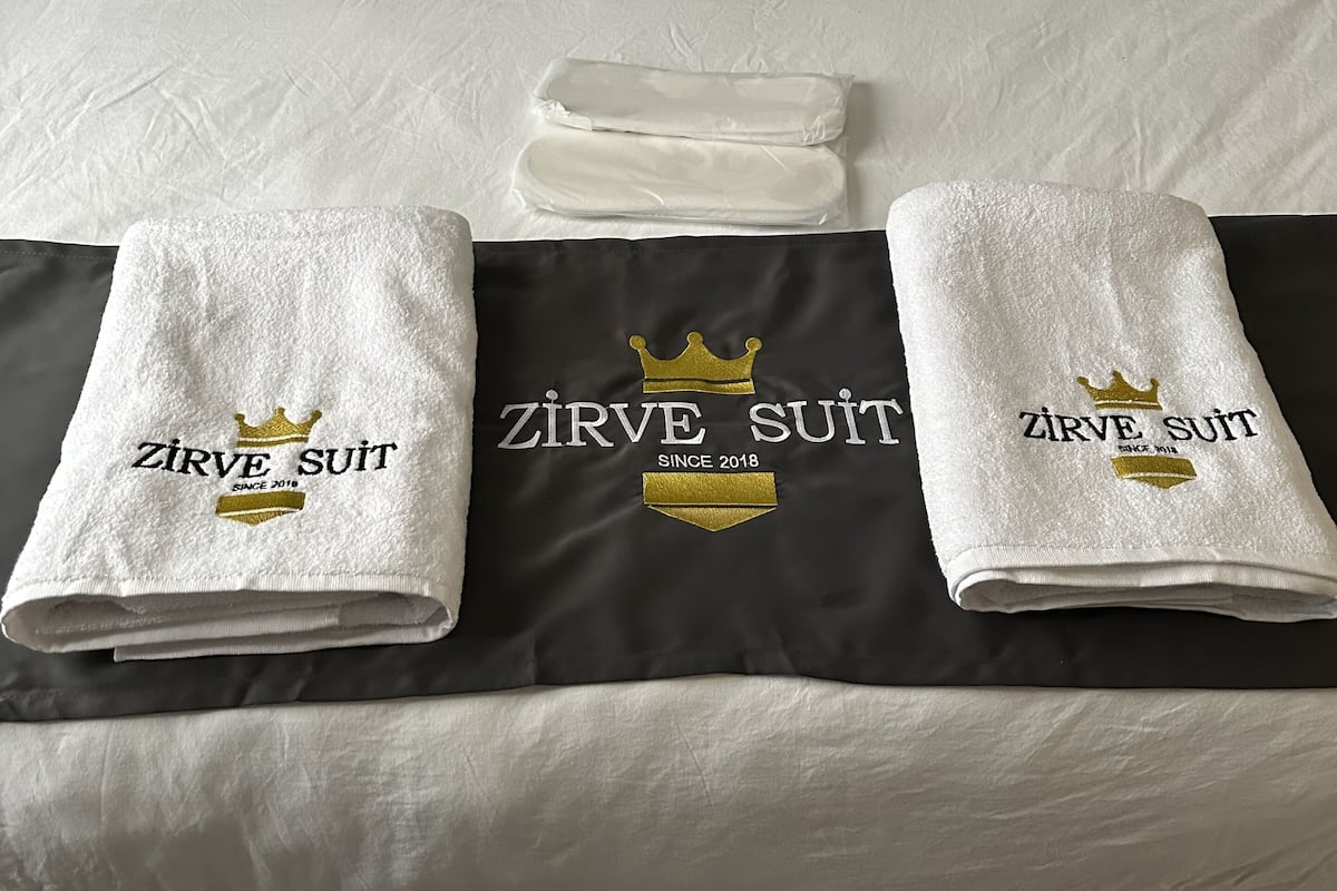 Apartment | Egyptian cotton sheets, premium bedding, soundproofing