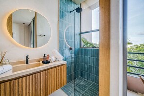 Hair dryer, soap, shampoo - Stunning Studio Tulum Jungle w/ Pool Restaurant (Tulum)
