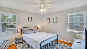 Luxury Apartment | 2 bilik tidur, langsir/tirai gelap terus, seterika/papan seterika 