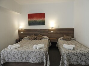 Firemannsrom – basic | Minibar, wi-fi (inkludert) og sengetøy