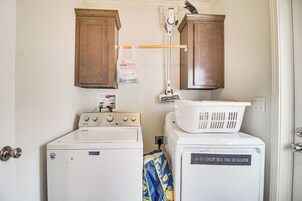 Casa (2 Bedrooms) | Interior