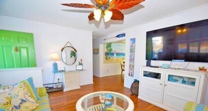 Twin Tree Road 511 3 Bedroom Home by RedAwning