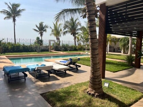 Villa Luxueuse les Pieds Dans l eau