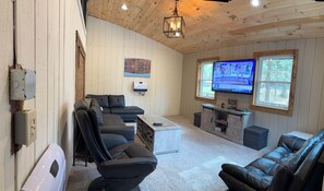 TV connectée, jeux vidéo, baby-foot