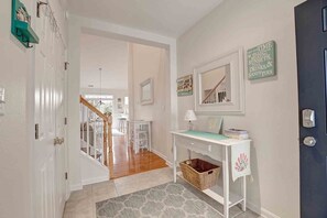 Interior - Dog Friendly, 3 bedroom Townhome in the Bear Trap Dunes Community! WIFI, Community Pool, Beach Shuttle, and more! (Ocean View)