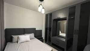 Suite monolocale Comfort | Una cassaforte in camera, ferro/asse da stiro, Wi-Fi gratuito