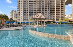 Beheizter Pool
