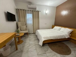 1 Schlafzimmer, Schreibtisch, Bügeleisen/Bügelbrett, kostenloses WLAN