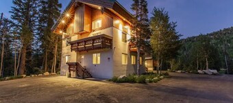 Manor at Brighton by Cottonwood Lodging
