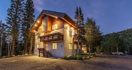 Manor at Brighton by Cottonwood Lodging