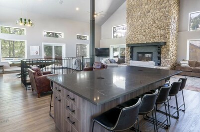Manor at Brighton by Cottonwood Lodging