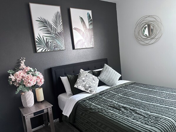 4 Schlafzimmer, Bügeleisen/Bügelbrett, kostenloses WLAN, Bettwäsche