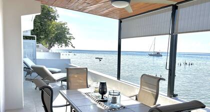 La Cottage beautiful & peaceful beach house