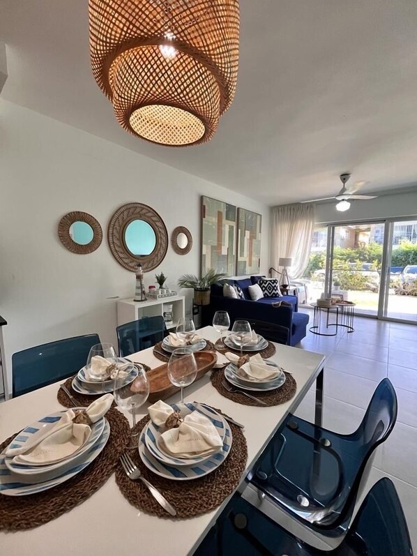 Dining - Hermoso Apartamento en Cocotal, Bavaro, a 5 min de la Playa (Punta Cana)