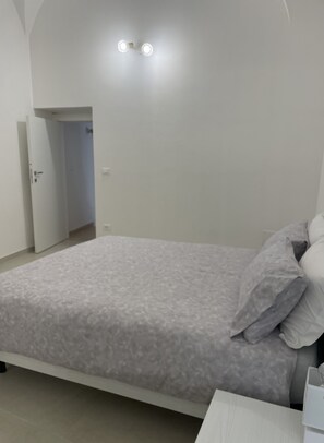 1 Schlafzimmer, Bügeleisen/Bügelbrett, Reisekinderbett, kostenloses WLAN