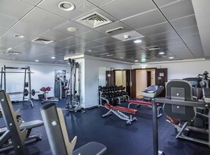 Fitness facility - 1bhk in Dubai Marina with a Huge Space of 6 Family Members (Dubai)