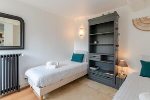 4 chambres, fer et planche Ă repasser, Wi-Fi, draps fournis