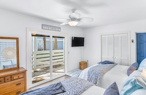 4 bedrooms, WiFi, bed sheets