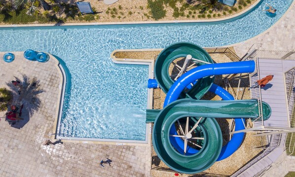 Outdoor pool - The Ultimate 9bd Disney Getaway - The Best Arcade - Private Pool (Kissimmee)