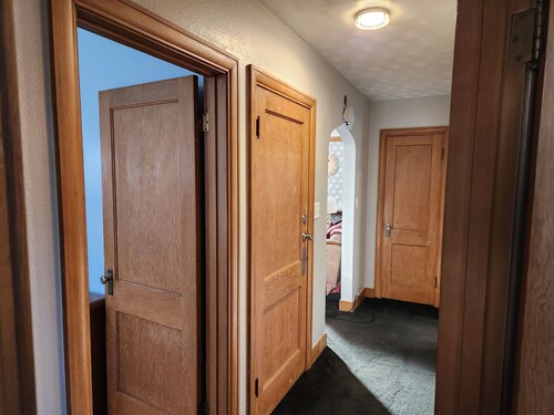 Spacious luminescence apartment with Patio. Pet-Friendly