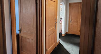 Spacious luminescence apartment with Patio. Pet-Friendly