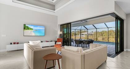 Brandnew (2024) Villa with huge pool on the water