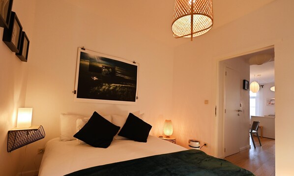 1 bedroom, desk, iron/ironing board, travel cot