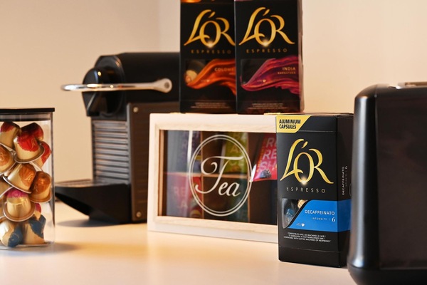 Kaffee und/oder Kaffeemaschine