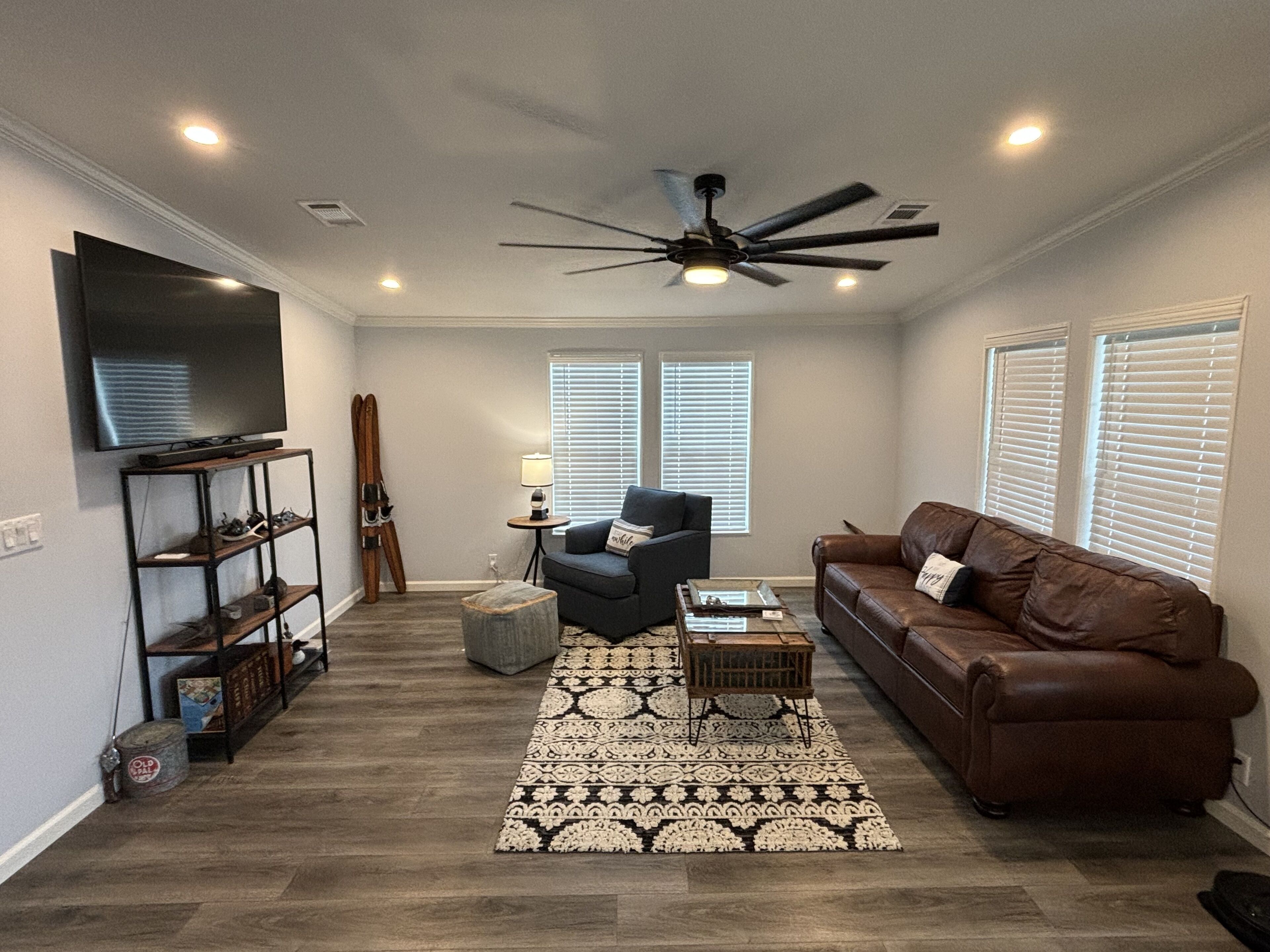 New canal home only 5 lots from the St Johns River