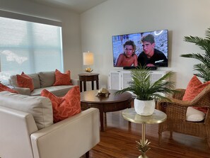 Smart TV - Private Heated Pool & Hottub - Pet Friendly- Close to L Sumpter & Spanish Spring (The Villages)