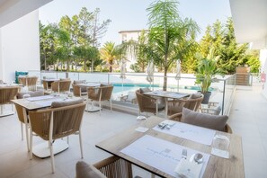 Free daily buffet breakfast  - Euphoria Boutique hotel (Thasos)