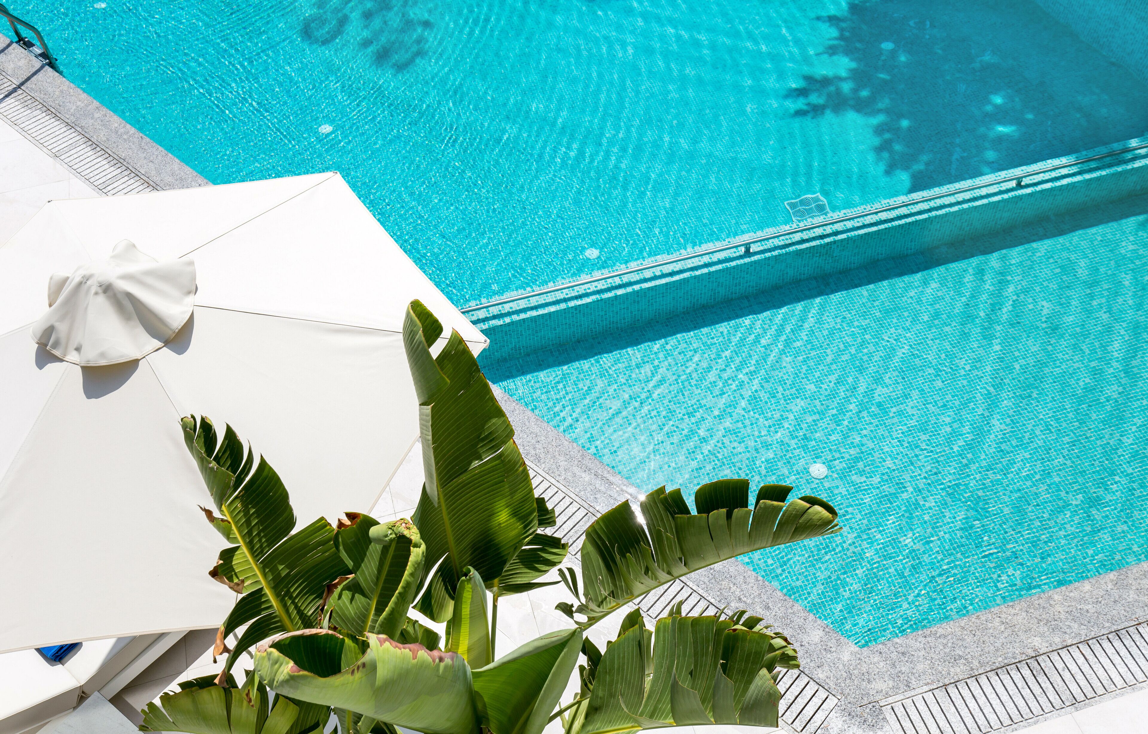 Piscine extérieure (ouverte en saison)