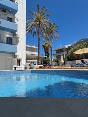 Quadruple Room | View from room - Simple Hotel Hersonissos Blue (Hersonissos)