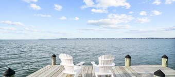 Waterfront Sunset Bayview: sleeps 6