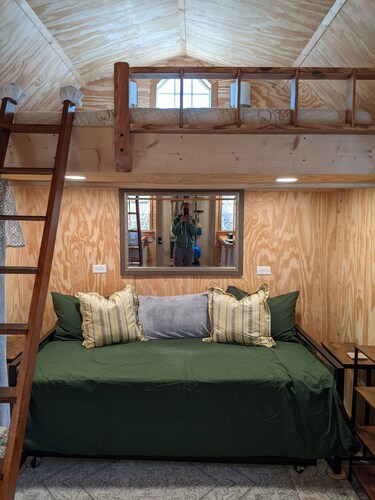 Tiny House Boho Cabin - North Florida Lake Retreat