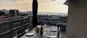 Appartement 3 Chambres vue Phare de Biarritz, Bord de Plage Avec Grande Terrasse