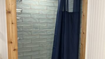 Shower, towels