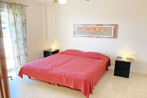 3 chambres, fer et planche Ă repasser, Wi-Fi gratuit, draps fournis